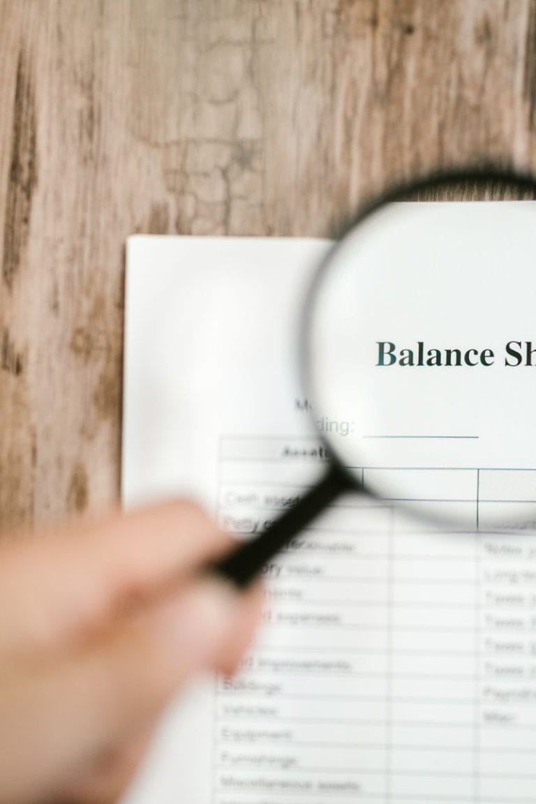 Bilan financier performant : analyse des indicateurs financiers bancaires